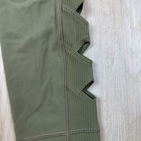 Athleta Salutation Stash Pocket II Laser Cut 7/8 Tight Olive Green Leggings XS - Picture 6 of 16